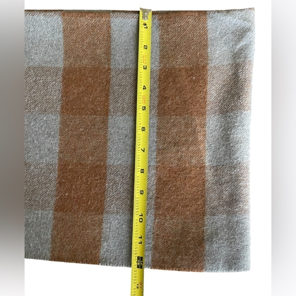 ZARA Plaid Scarf in Brown and Gray - Picture 6 of 6